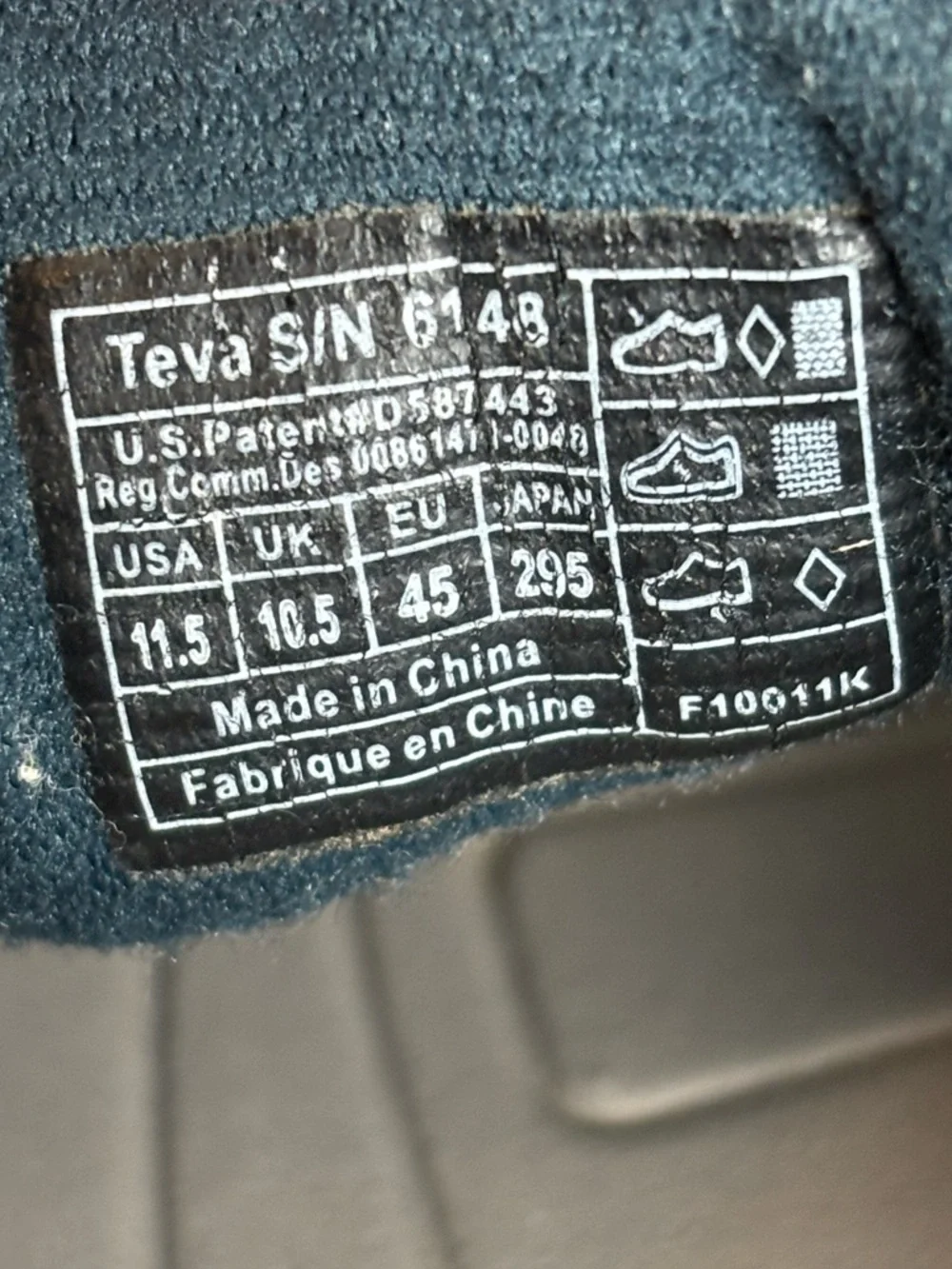 Teva Sandals Mens 11.5 Omnium 2 Closed Toe Water Sport Shoe Adjustable in Gray